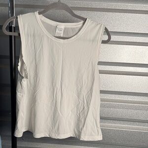 Like new! Athleta Women's White Sleeveless Top, L